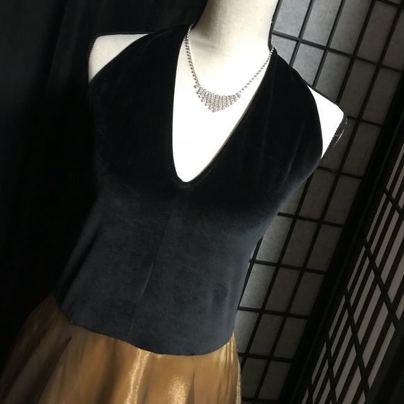 Formal Dress - Picture 5 of 6